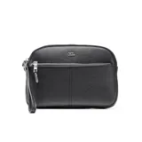 Sobre de mano marca XL, confeccionado en material símil cuero con textura granulada. Cuenta con cierre principal, bolsillo frontal con cierre y correa de muñeca extraíble. Presenta logo metálico de la marca en la parte frontal.