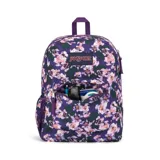 Mochila Jansport Cross Town de 26 litros, con estampado de flores en tonos violeta, rosa y verde sobre fondo morado. Cuenta con un compartimento principal con cierre, un bolsillo frontal con cierre, un bolsillo lateral de malla y correas acolchadas ajustables.