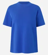 Remera de algod&oacute;n peruano color verde militar, de cuello redondo y manga corta, con dise&ntilde;o liso y corte b&aacute;sico.