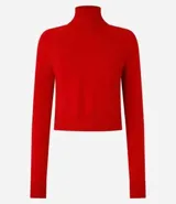 Blusa básica de punto marca Blue Steel, con cuello alto y manga larga. Confeccionada en tejido de punto recto con textura suave y cómoda.