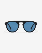 Gafas de sol unisex Hawkers, con montura negra y lentes azules.