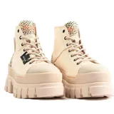 Botas de caña alta color beige con estampado animal print en el talón y suela track color beige.