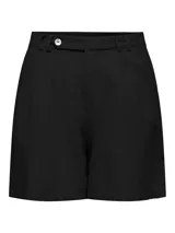 Short de tiro alto negro, confeccionado en mezcla ligera de lino, viscosa y algodón. Cuenta con presillas para cinturón, pinzas frontales y cierre con botón.