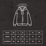 Canguro con capucha de felpa premium, color negro con efecto lavado a la piedra. Presenta un diseño oversize unisex con la frase 'STAY PRESENT HERE AND NOW' bordada en la espalda.
