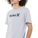 Remera negra de manga corta con logo de Hurley estampado en blanco en el pecho.