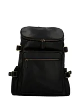 Mochila Hush Puppies modelo Ty Frazer Back, color negro, confeccionada en cuero 100% natural. Cuenta con compartimento principal con cierre de cremallera, bolsillos frontales y laterales, y detalles de herrajes metálicos.