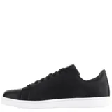 Championes urbanos Puma modelo Up, color negro con detalles en blanco. Presentan un diseño clásico con el logo de la marca en el lateral y una suela de goma blanca.