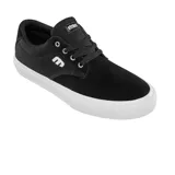 Championes Etnies Singleton Vulc XLT negros con suela blanca y logo de la marca en el lateral.