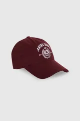 Gorra bordó Anine Bing de algodón con diseño estilo universitario y texto bordado en blanco en el frente.