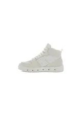Zapatillas altas de cuero color blanco, con cordones y suela de goma.