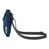 Bolso tipo morral de la marca Caterpillar, color azul marino, con diseño compacto, cierre principal y correa ajustable. Presenta el logo de la marca en el frente y una etiqueta lateral distintiva.