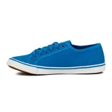 Championes casuales azules de mujer, acordonados, con suela blanca y línea decorativa blanca en el borde superior.