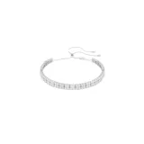 Gargantilla de Swarovski, modelo Matrix, con doble hilera de circonias blancas engarzadas en baño de rodio. Ajustable con cierre de bola deslizante.