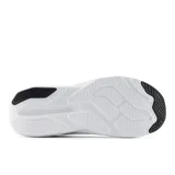 Championes New Balance 413 V3 para mujer, color blanco con detalles en azul claro y negro. Cuentan con entresuela acolchada, parte superior de malla transpirable y suela de goma duradera.