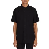 Camisa manga corta Volcom modelo ABG Everett Oxford, color negro, con cuello abotonado, cierre frontal de botones y un bolsillo aplicado en el pecho.