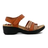 Sandalia de confort negra con tiras cruzadas, pulsera con velcro y plataforma baja.