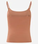 Camiseta de tirantes finos ajustables, confeccionada en modal con elastano. Presenta cuello redondo y copas desmontables integradas para mayor soporte.