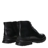 Botas de cuero negro con cordones, diseño acordonado y suela de goma robusta con relieve.
