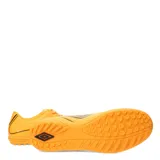 Championes de fútbol Umbro Classico III TF color verde flúor con detalles en negro y naranja.