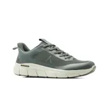 Championes deportivos American Sport modelo Cody, color azul marino con suela blanca y tecnología antideslizante. Confeccionados con capellada de malla y refuerzos sintéticos, cuentan con tecnología memory foam en la plantilla.