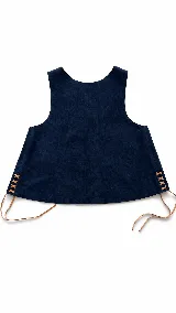 Chaleco de cuero azul marino con corte oversize, diseño sin mangas y laterales ajustables mediante cordones de cuero en tono natural.