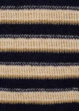 Jersey de punto con cuello perkins y manga larga. Presenta un diseño de rayas horizontales en tonos beige y dorados en la parte inferior y en los puños, sobre una base de color azul marino.