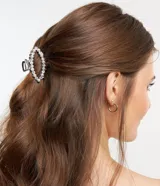 Kit de dos pinzas para el pelo con diseño ovalado decorado con perlas artificiales y strass, y cierre metálico.