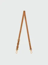 Correa de hombro ajustable para cartera Longchamp, confeccionada en cuero color tostado con herrajes metálicos dorados.