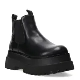 Botas tipo Chelsea de caña media, confeccionadas en material sintético color negro. Presentan una suela de plataforma robusta con diseño dentado y paneles elásticos laterales para un ajuste cómodo.