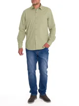 Camisa de manga larga RKF modelo Galiton, confeccionada en popelina de algodón orgánico. Presenta cuello camisero, cierre frontal con botones de madera, bolsillo en el pecho con logo bordado y mangas ajustables con botones.