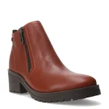 Bota de caña baja Bottero confeccionada en cuero negro, con cierre lateral metálico, punta redonda y suela track con taco cuadrado.