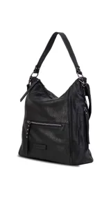 Cartera de hombro tipo hobo en color negro, confeccionada en material símil cuero con textura granulada. Presenta un diseño funcional con cierre principal, bolsillo frontal con cierre y detalles de tachas metálicas, además de una correa de hombro fija y una correa larga ajustable y extraíble.