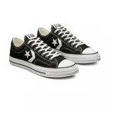 Zapatillas urbanas de caña baja Converse Star Player 76, de lona negra con detalles en blanco, como el logo de estrella y galón en el lateral y la suela de goma.
