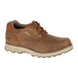 Zapato de cuero nobuk impermeable, color marrón, con cordones y suela de goma dentada en tono beige. Presenta el logo de la marca grabado en el lateral y detalle metálico con la inscripción Waterproof.