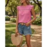 Blusa de tela broderie color negro, con cuello redondo, mangas cortas con volados y detalle de calado horizontal en la parte superior del pecho.