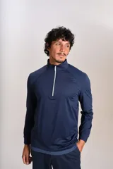 Buzo deportivo de cuello alto con cierre frontal parcial, manga larga y diseño entallado en tejido técnico de secado rápido.