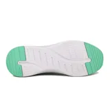 Championes deportivos Diadora modelo Adriatic para mujer, color verde menta y blanco. Presentan un tejido de punto transpirable, cordones planos y un logo Diadora blanco en el lateral. La suela es gruesa, blanca con textura de puntos y detalles en verde menta.