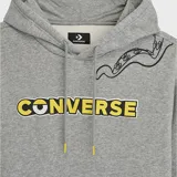 Canguro gris de felpa Converse x Minions, con capucha ajustable, bolsillo tipo canguro y gráficos de tentáculos impresos. Presenta el logotipo de Converse en el pecho con detalles inspirados en los Minions.