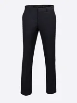 Traje de corte slim fit compuesto por saco de solapas clásicas con cierre de dos botones y pantalón de vestir a juego. El saco cuenta con bolsillos laterales con solapa y forro interior, mientras que el pantalón presenta bolsillos frontales y traseros de vivo.