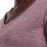 Remera deportiva Under Armour Tech Twist V-Neck color celeste jaspeado, de corte holgado, manga corta y cuello en V.