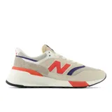Championes New Balance 997 unisex color beige con detalles en rojo, azul y blanco.