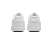 Championes Nike Court Vision Lo NN de diseño clásico inspirado en el básquetbol, con capellada de cuero sintético texturizado, logo lateral icónico y suela de goma con patrón circular para mayor tracción.