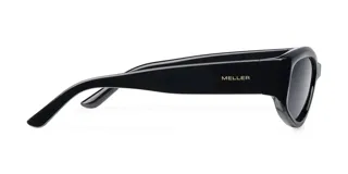 Lentes de sol negros envolventes con protección UV400 y lentes polarizadas alemanas con recubrimiento anti-scratch y superhydrophobic.