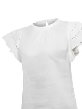Blusa de manga corta color blanco, con cuello redondo y detalles de crochet en las mangas. Presenta un cierre de botón en la parte posterior del cuello.