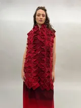 Bufanda larga multicolor de lana merino, tejida con cuadrados ensamblados.