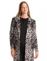 Chaqueta larga de tejido de punto con diseño midi y corte recto. Presenta un patrón de cuadros sutiles, cuello con solapa, frente abierto sin botones y bolsillos de parche delanteros.