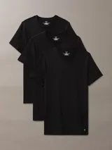 Pack de tres remeras negras de cuello redondo y manga corta, confeccionadas en algodón.
