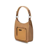 Bandolera morral color marrón, con asa de hombro y correa regulable. Cuenta con un bolsillo frontal con cierre y otro bolsillo trasero con cierre.