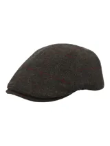 Boina estilo flat cap confeccionada en una mezcla de lana y poliéster, con diseño de cuadros en tonos verde oscuro y líneas finas en rojo. Cuenta con forro interior de algodón orgánico.