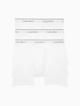 Pack de tres boxers de corte clásico, confeccionados en tejido micro stretch transpirable, con cintura elástica distintiva de la marca.